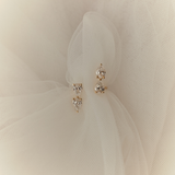 Floating Lab Grown Diamond Ring by Zaerine